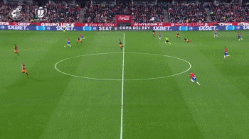 德州扑克高手怎么看局势（德州扑克高手如何解读牌局形势）